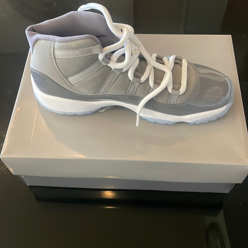 Air Jordan 11 Retro 7y